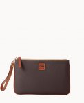 Dooney Pebble Grain Large Wristlet Brown Tmoro ID-XqkUWWH4