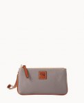 Dooney Pebble Grain Medium Wristlet Elephant ID-qfWII5dx